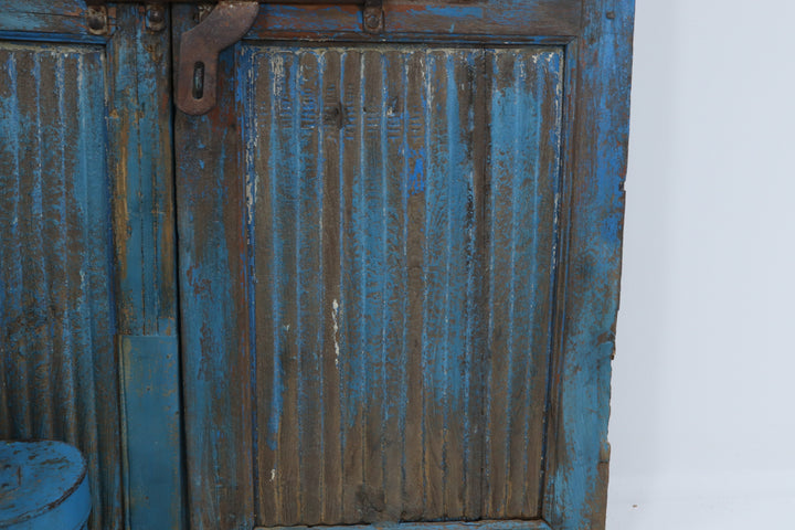 Vintage handmade hardwood painted doors with carvings 
