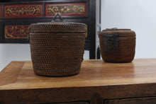 Load image into Gallery viewer, Vintage handmade willow teapot basket 