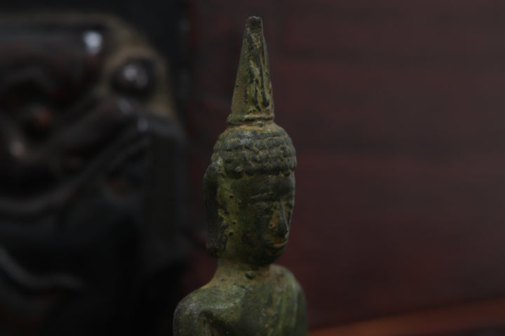 Vintage metal asian thai sukhothai buddha statue 