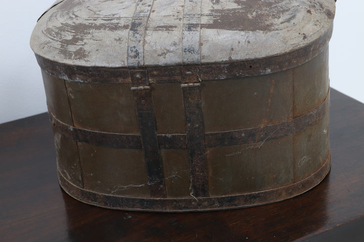 Vintage Oriental Small Metal Container