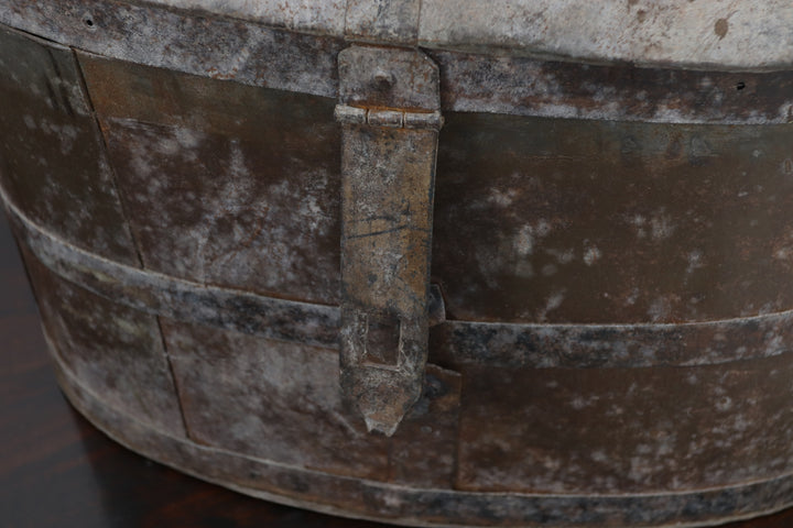 Vintage Oriental Small Metal Container
