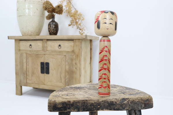Vintage 20th century handmade painted wooden kokeshi dolls 