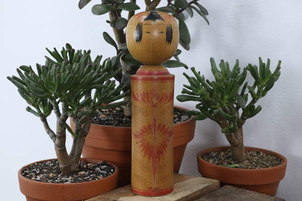 Vintage asian Figurine 