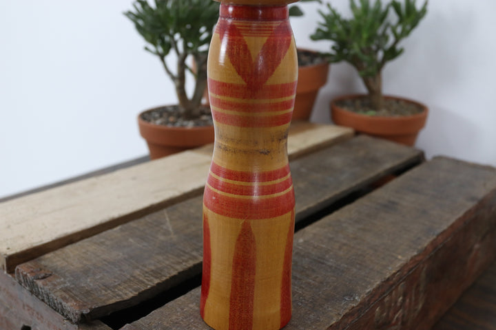 Vintage asian Figurine 