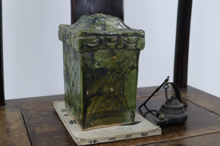 Antique Emerald Ceramic Sedan Chair 