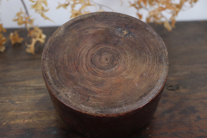 Antique Scarlett Oriental Container