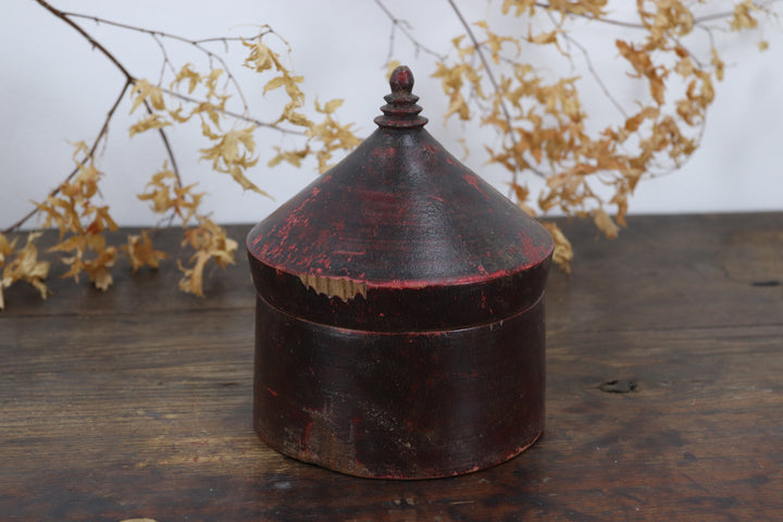 Antique Scarlett Oriental Container