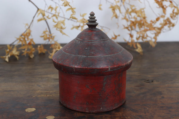 Antique Scarlett Oriental Container