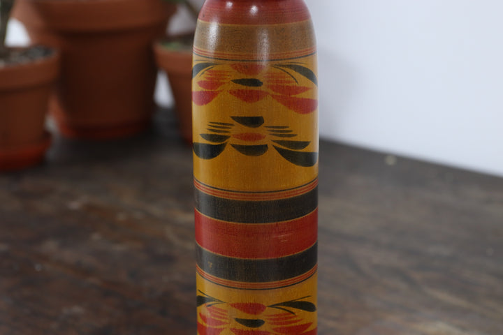 Vintage asian Figurine 