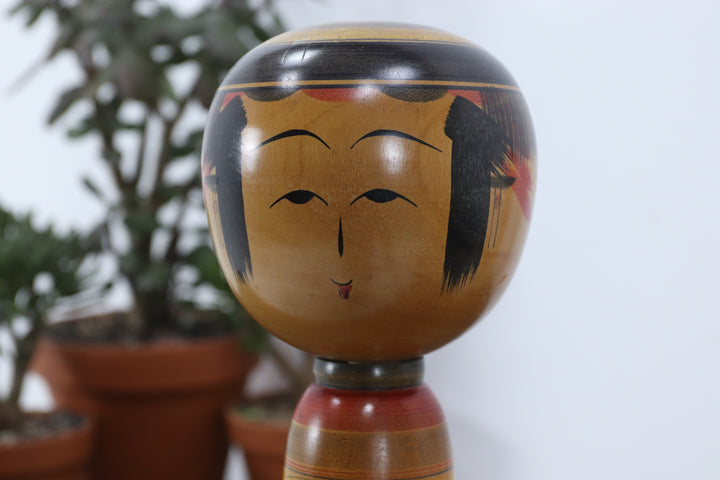 Vintage asian Figurine 