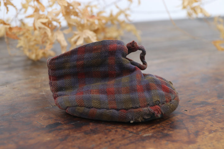 Antique Chequered Cotton Asian Shoes