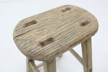 Load image into Gallery viewer, Vintage 1920’s elm wooden seat 