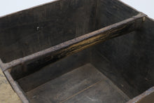 Load image into Gallery viewer, Vintage wooden paddy trug 