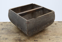 Load image into Gallery viewer, Vintage wooden paddy trug 