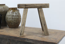 Load image into Gallery viewer, Antique Rustic Wooden Side table seat