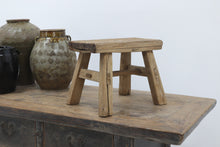 Load image into Gallery viewer, Antique Rustic Wooden Side table seat