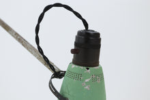 Load image into Gallery viewer, Vintage green table lamp 
