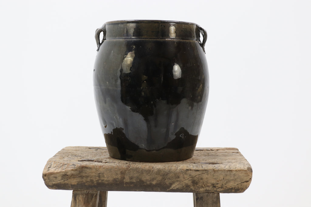Antique asian ceramic black pot 