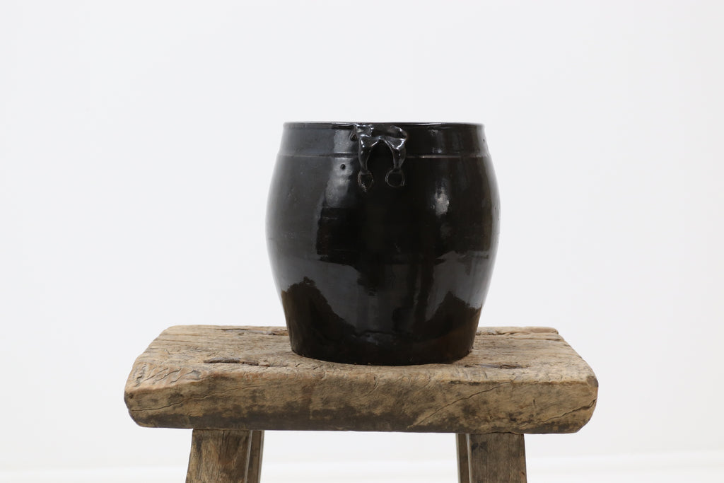 Antique asian ceramic black pot 