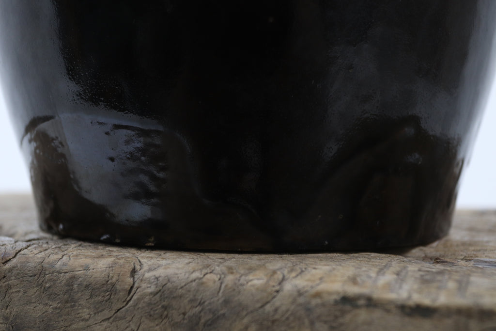 Antique asian ceramic black pot 