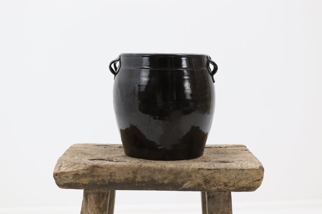 Antique asian ceramic black pot 